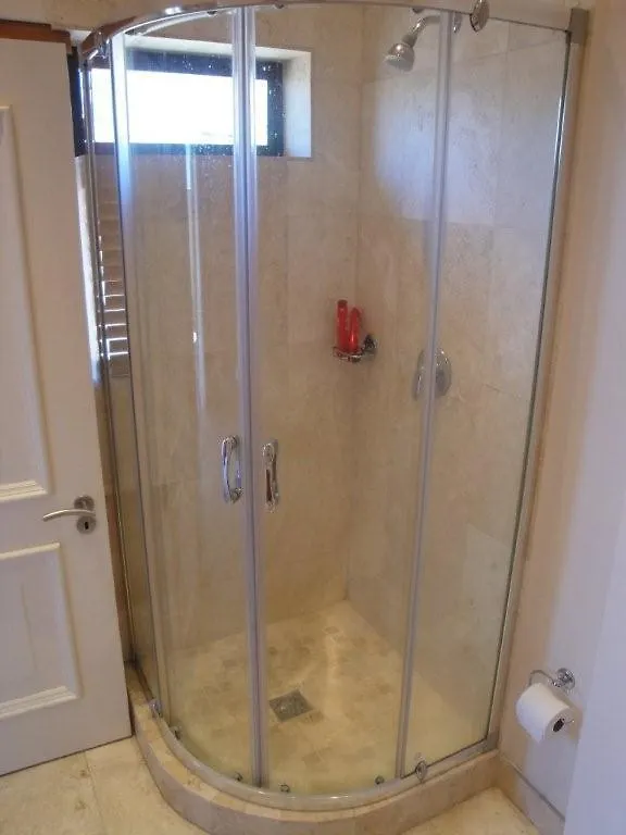 Hill House 2 Bedroom Kapstadt